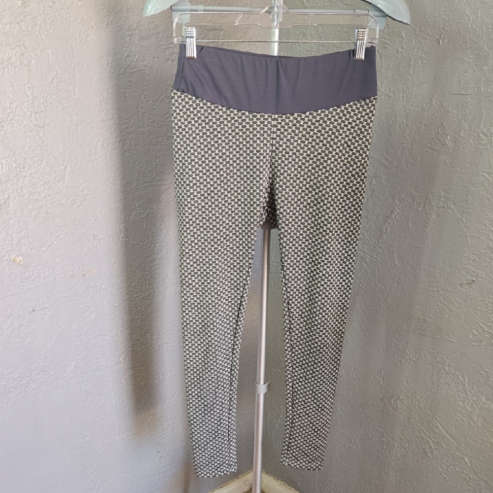 Gray and White Patterned Leggings